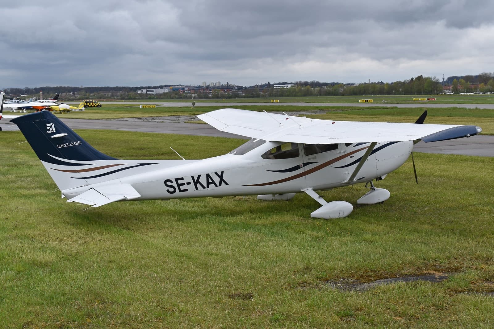 SE-KAX — Cessna
