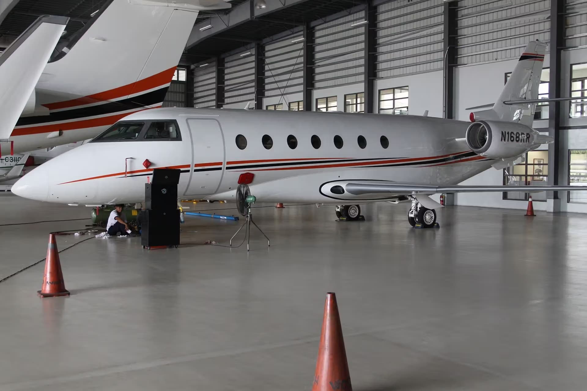 N168RR — Business jet