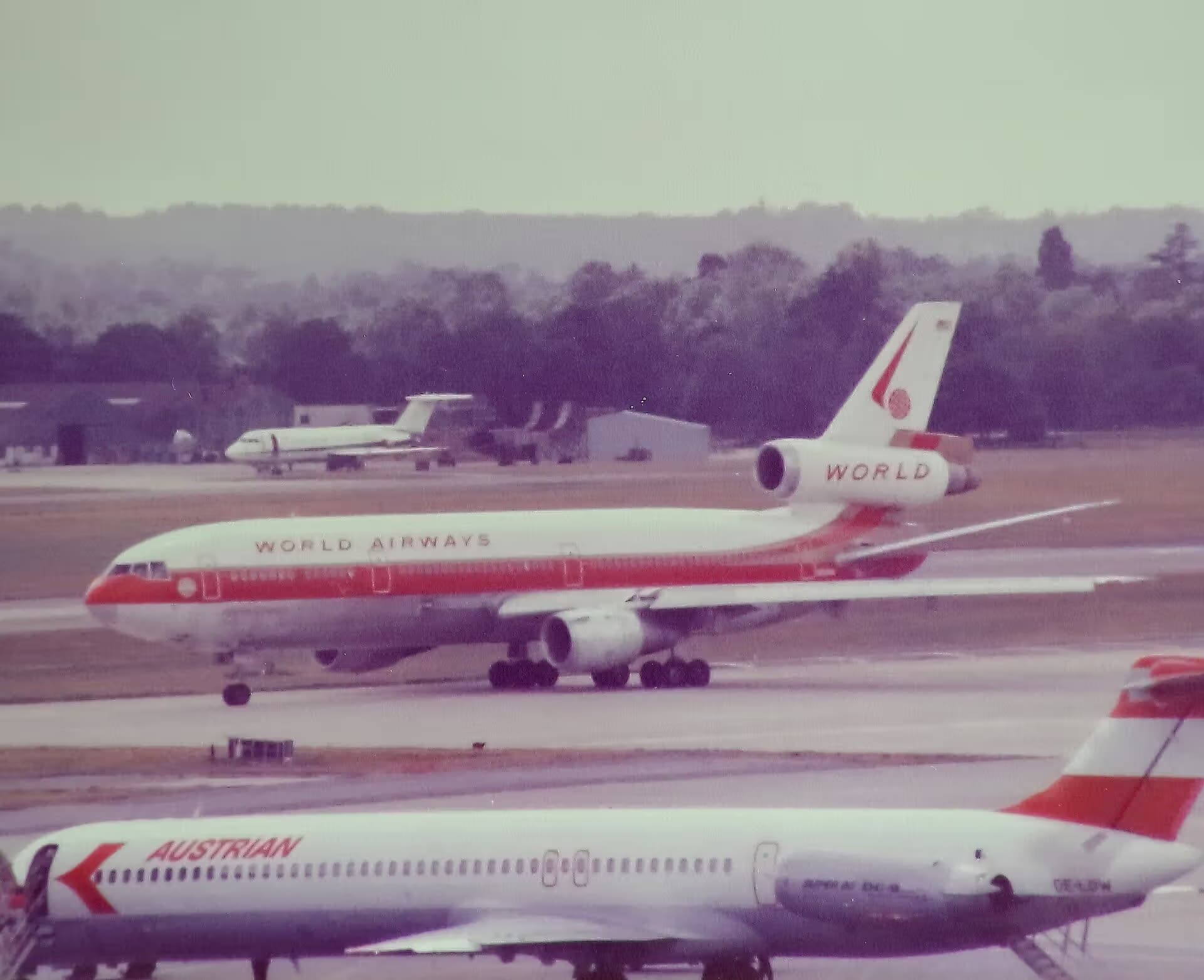 N104WA — Douglas