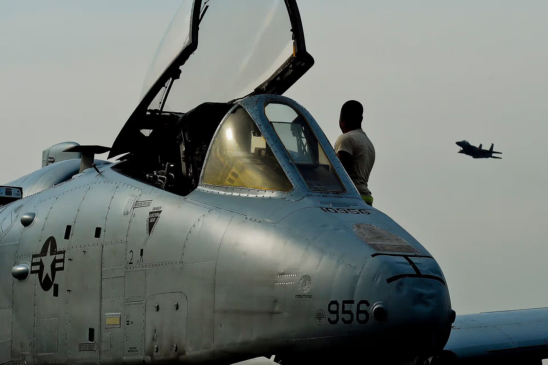 Unidentified — Aircraft