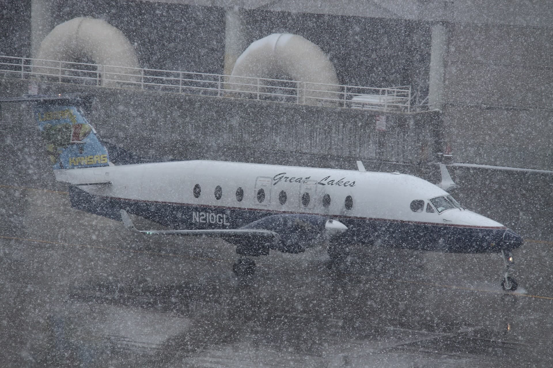 N210GL — Beech