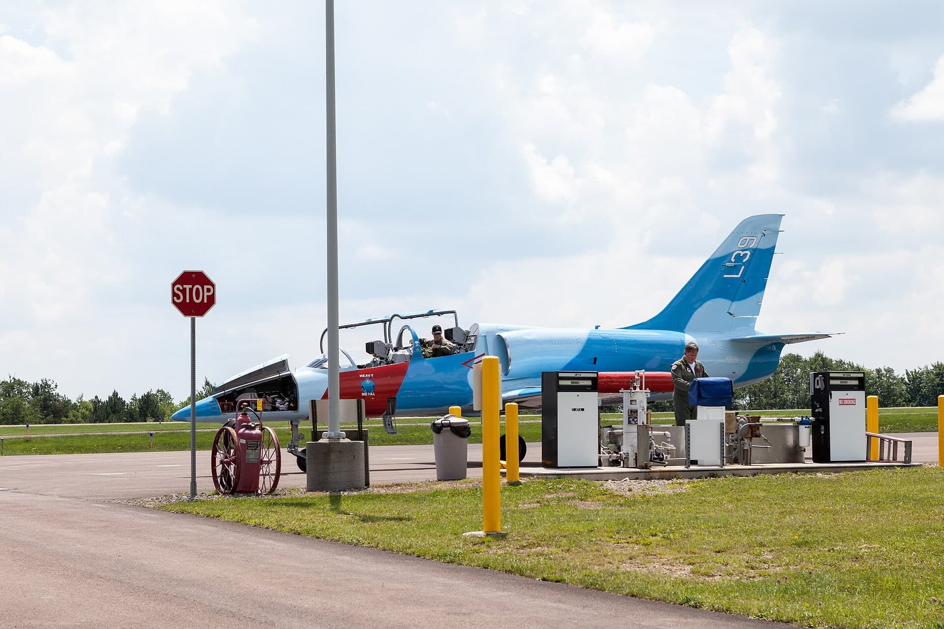 N10LW — Warbird