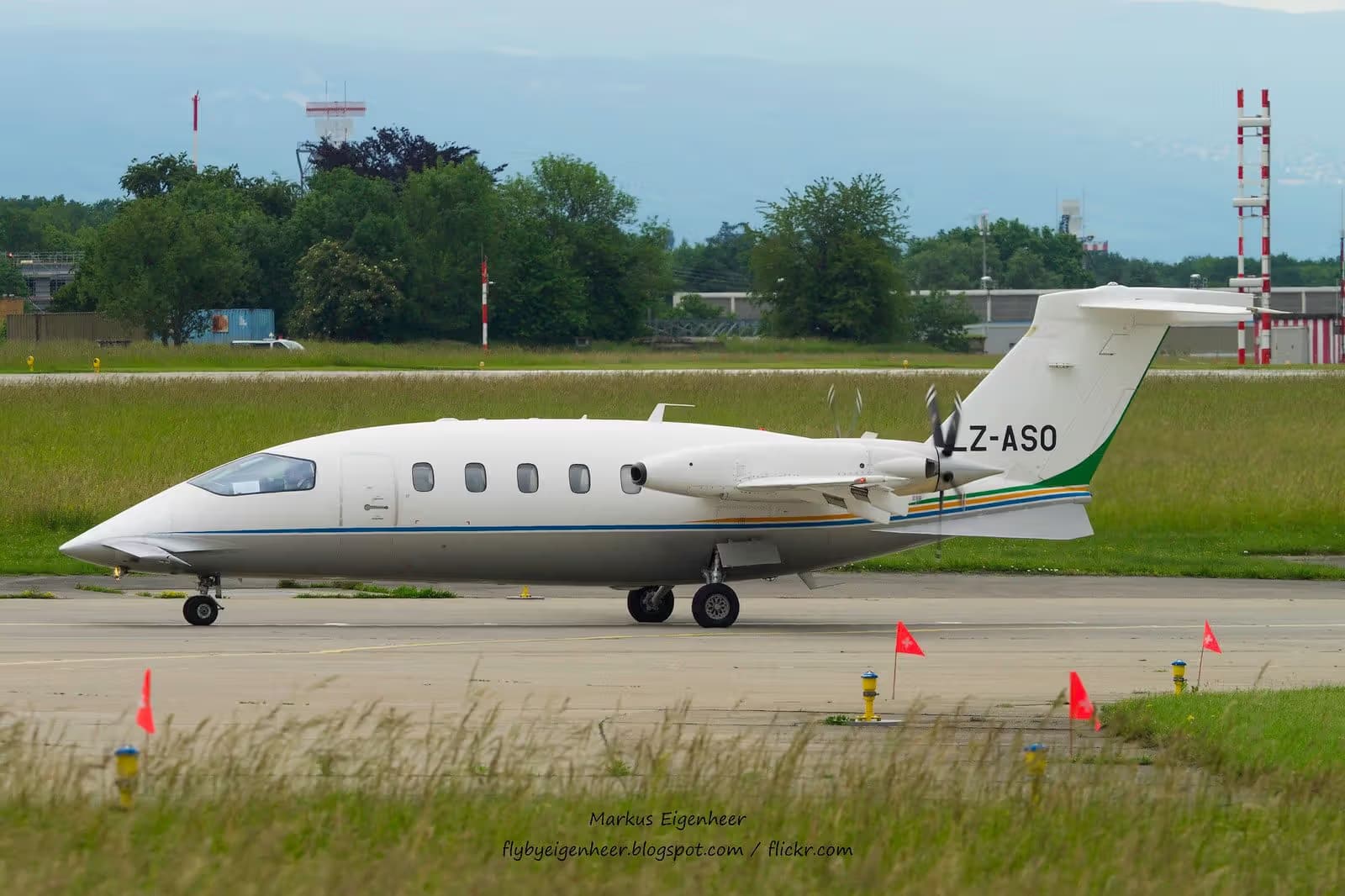 LZ-ASO — Aircraft
