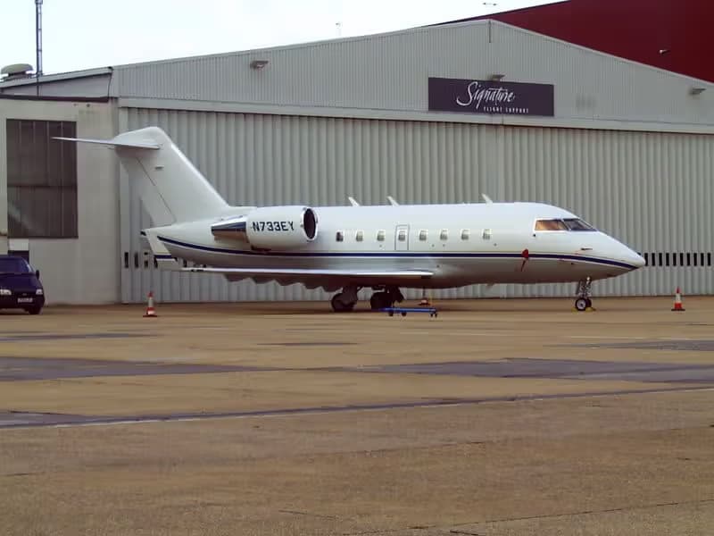 N733EY — Business jet
