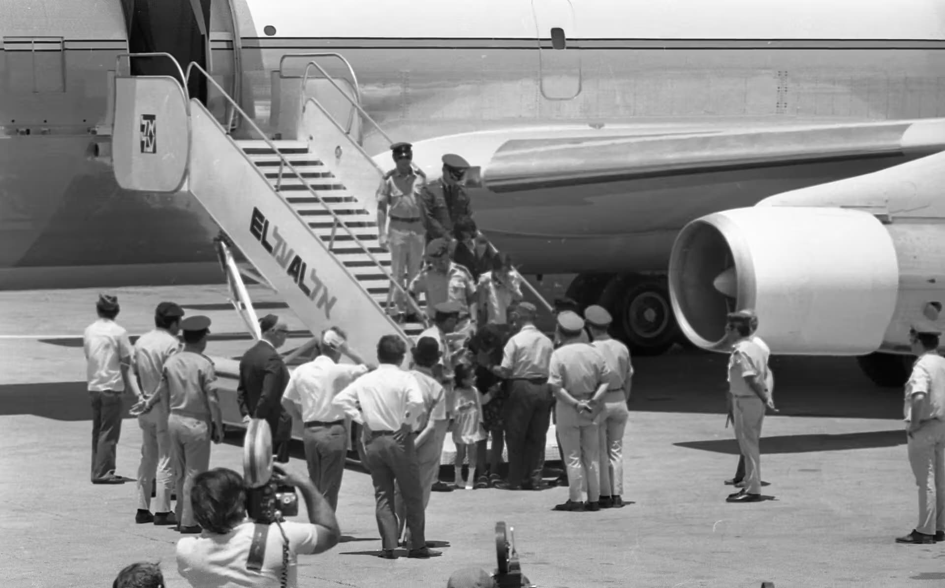 Unidentified — Aircraft