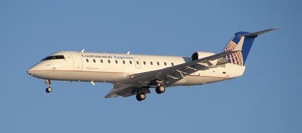 N650BR — Twin-engine aircraft