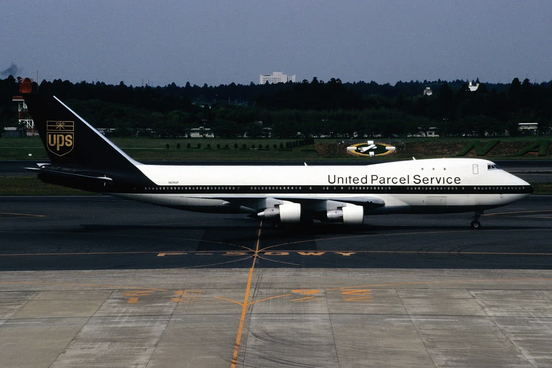 N674UP — Boeing