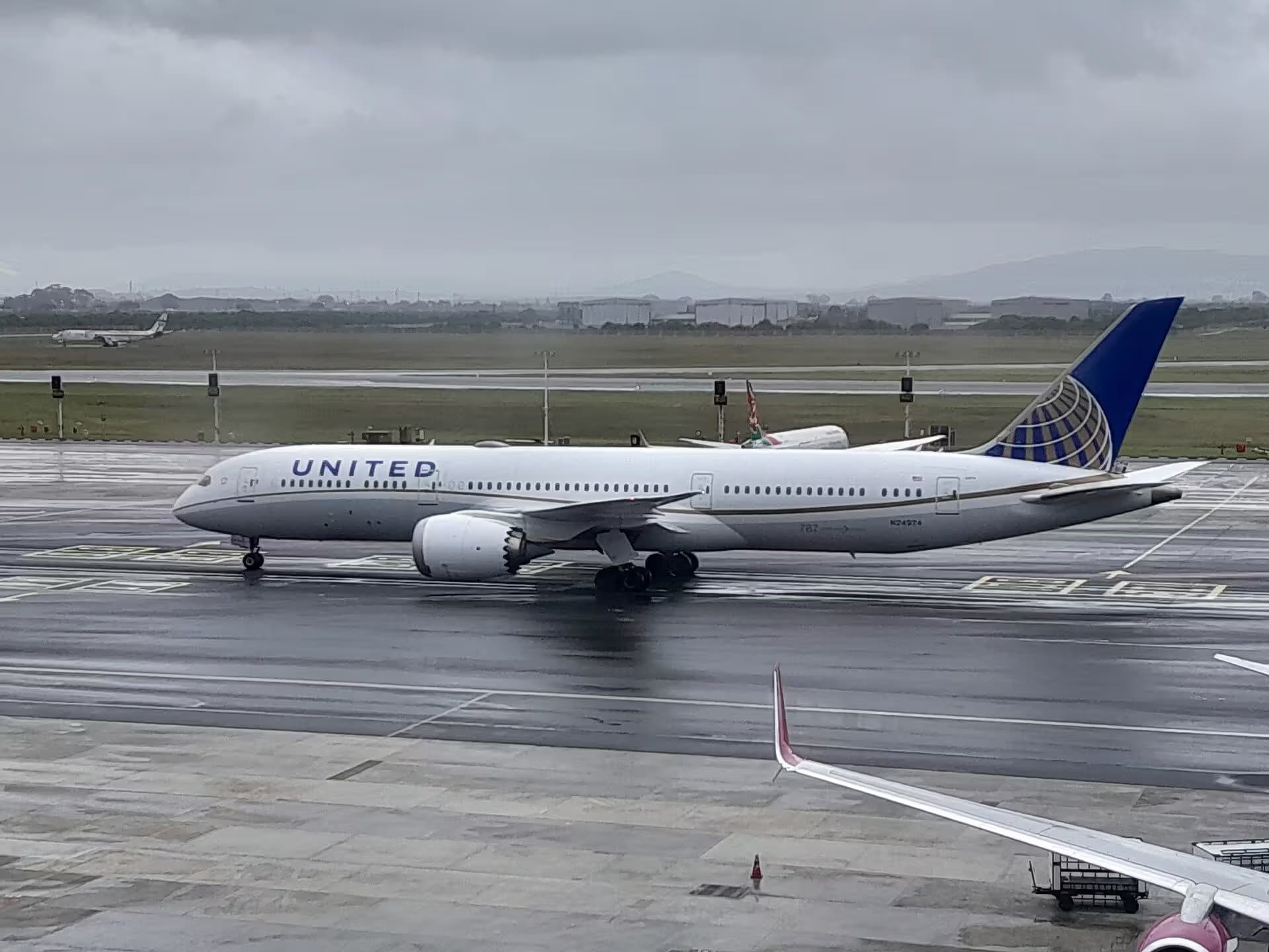 N24974 — Twin-engine aircraft
