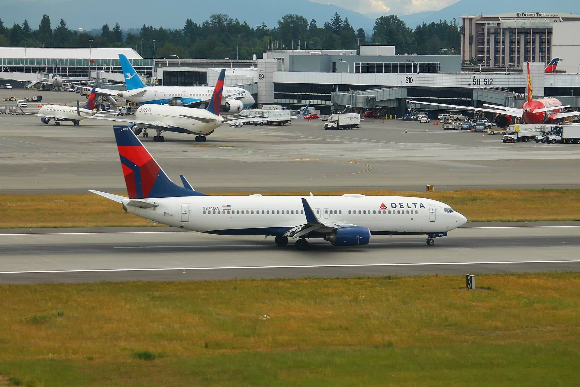 N374DA — Boeing