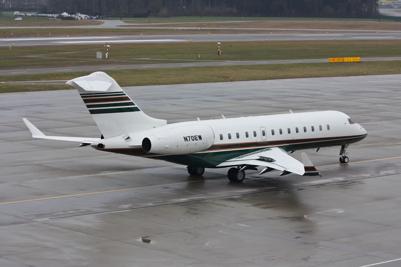 N70EW — Business jet