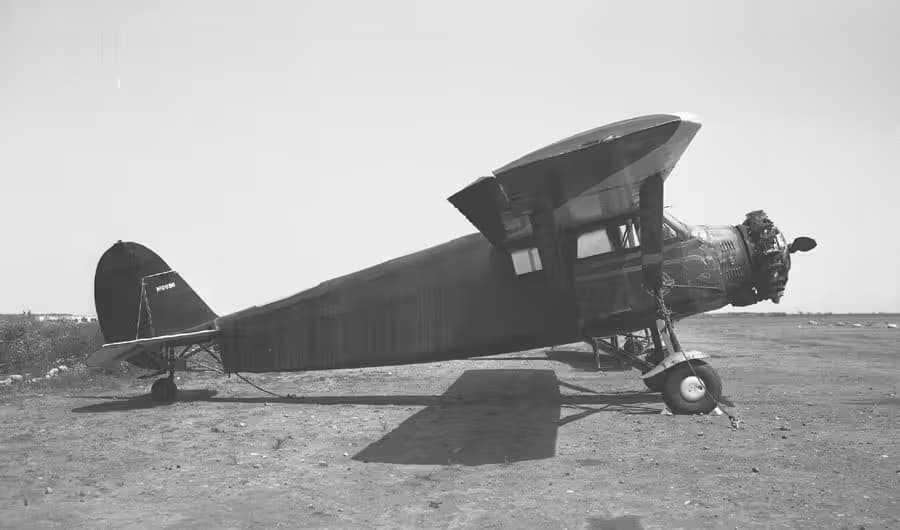 N10886 — Aircraft