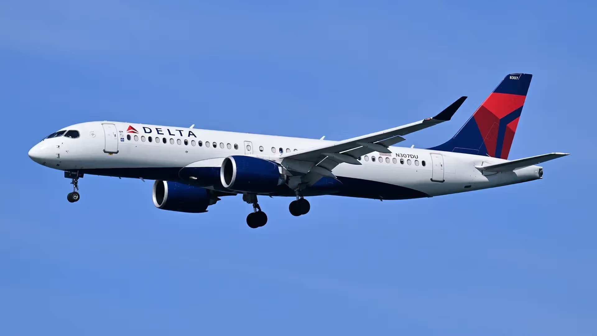 N307DU — Airbus