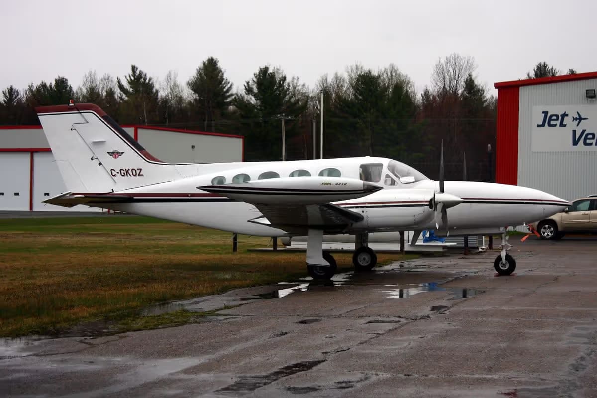 C-GKOZ — Cessna