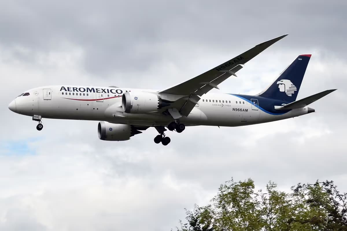 N966AM — Boeing