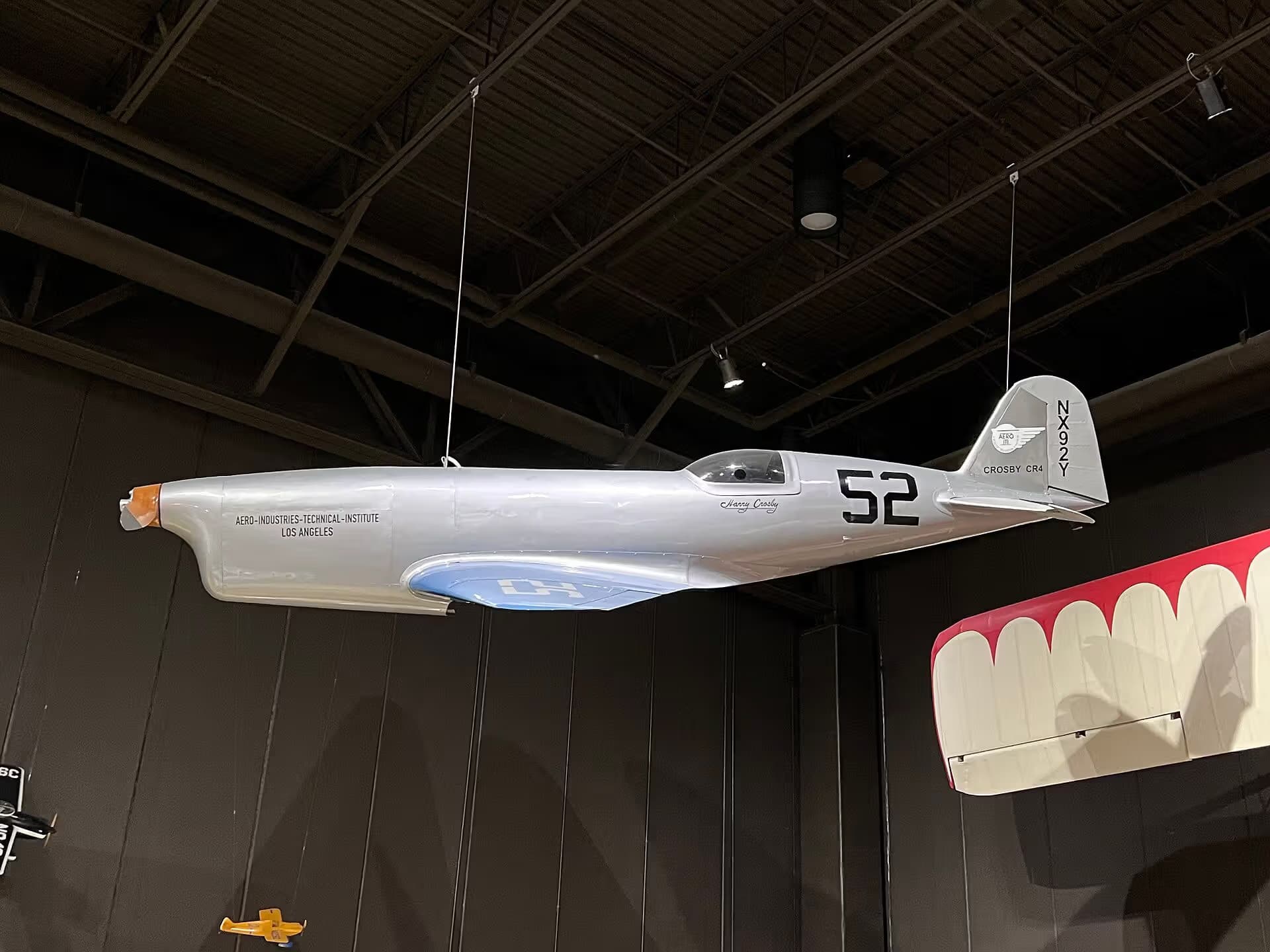 Unidentified — Single-engine aircraft