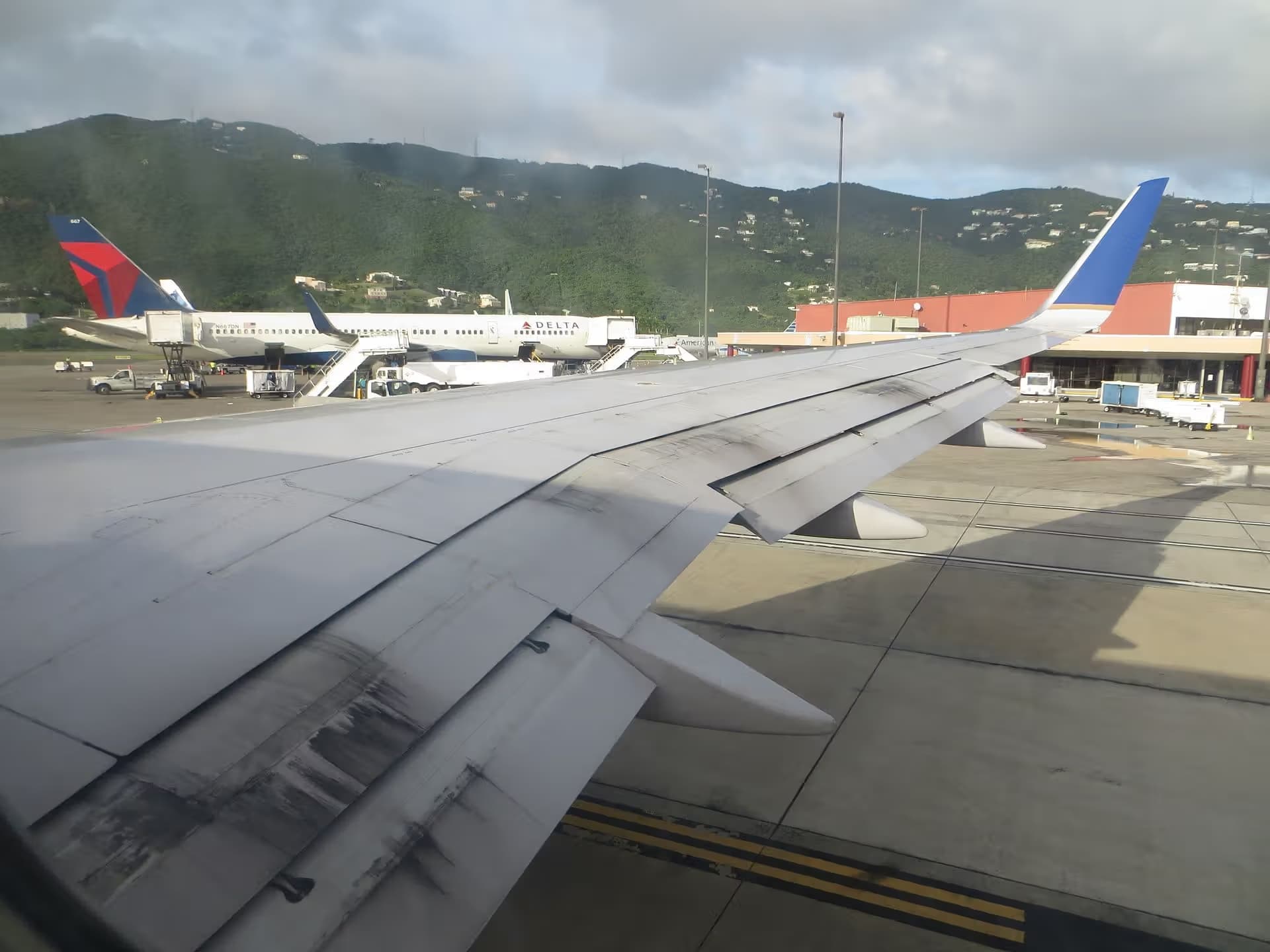 N33103 — Aircraft