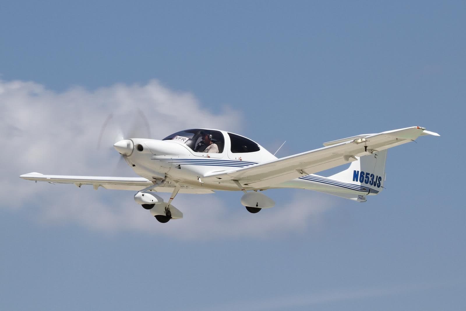 N653JS — Diamond