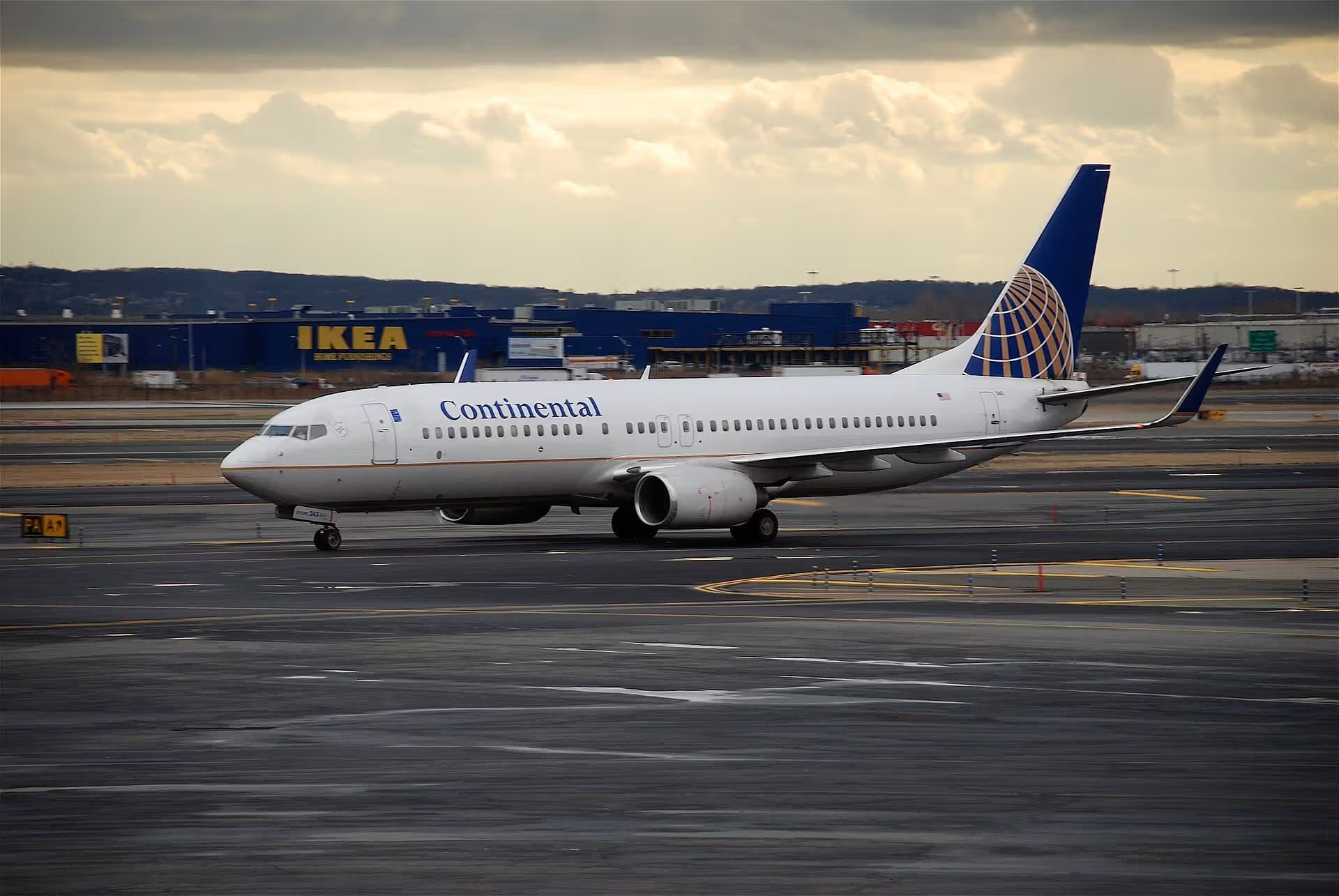 N18243 — Boeing