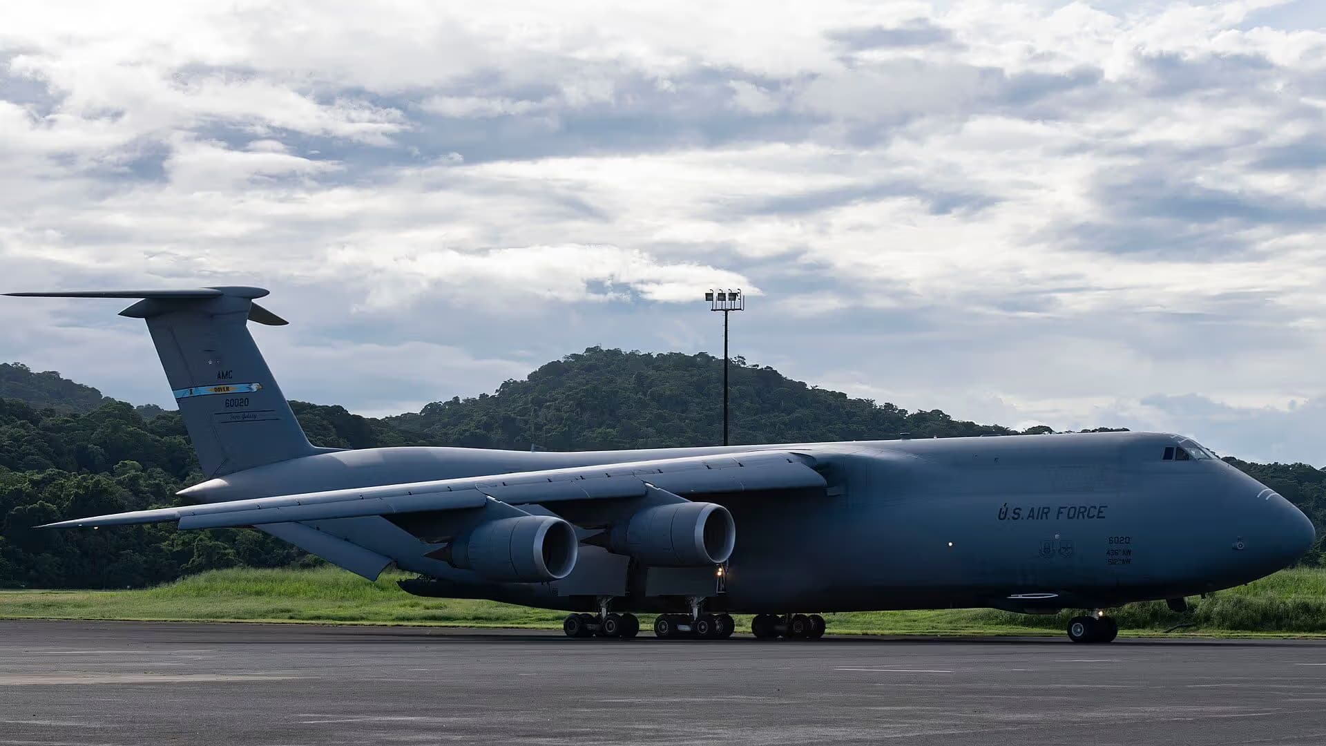 Unidentified — Aircraft