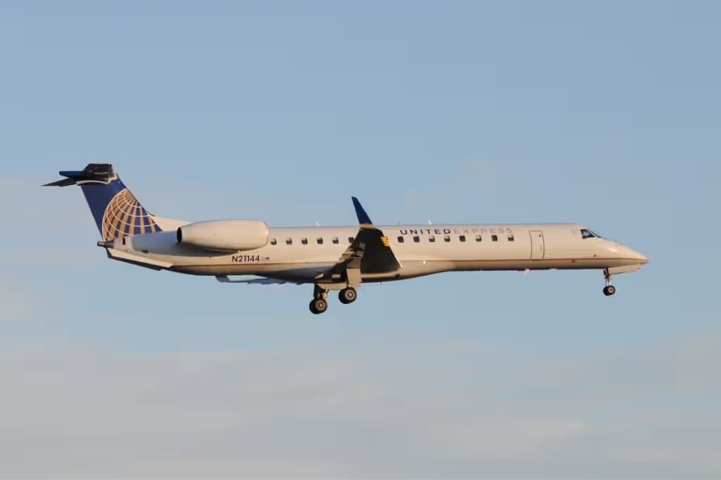 N21144 — Business jet