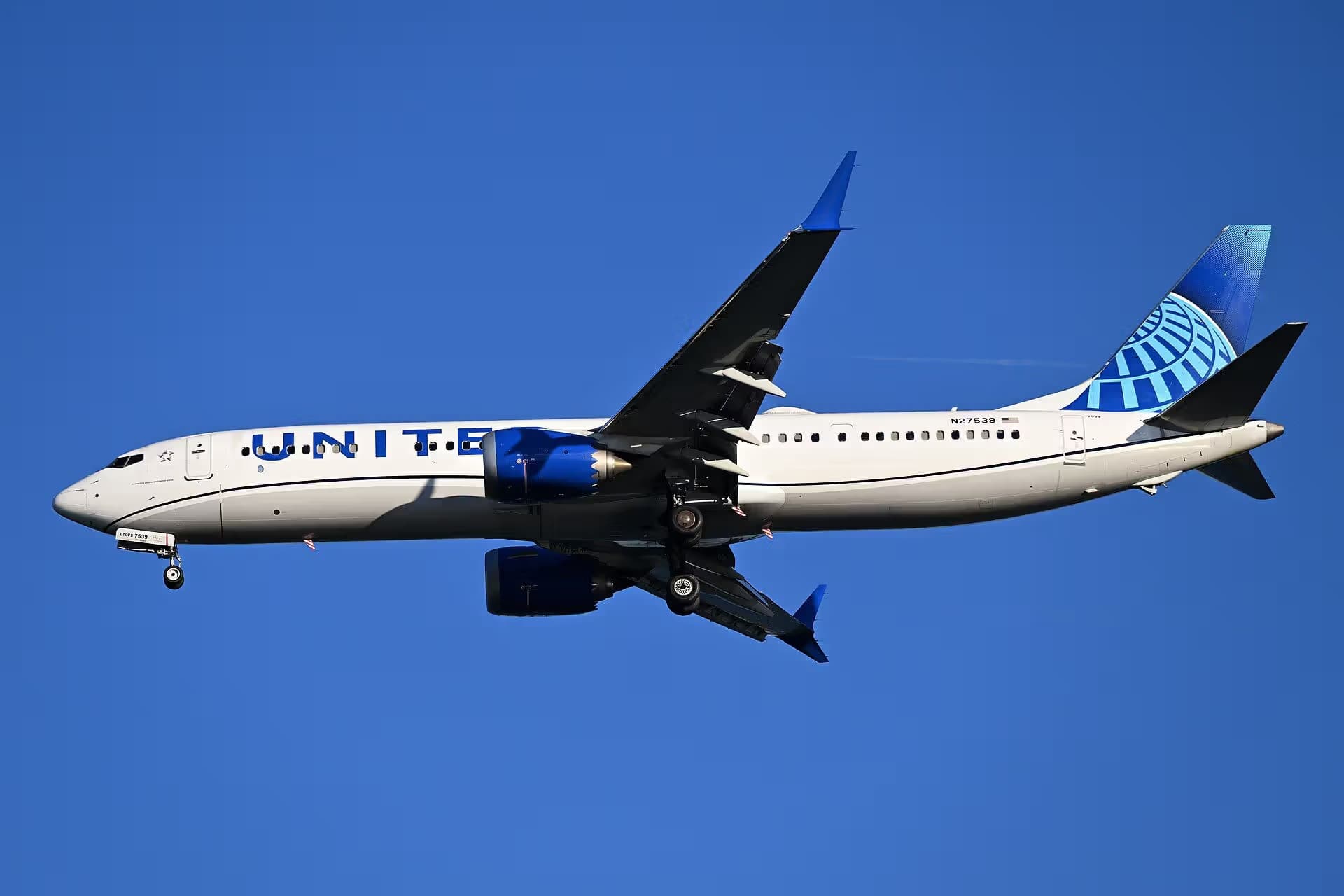 N27539 — Boeing