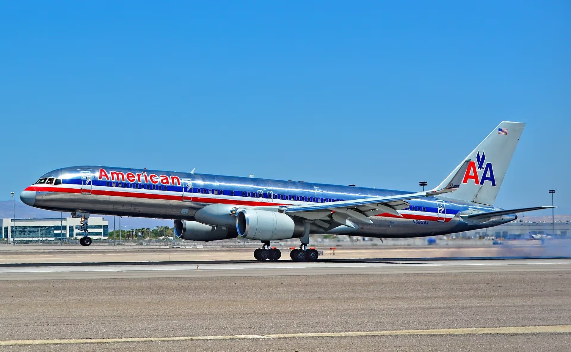 N665AA — Boeing