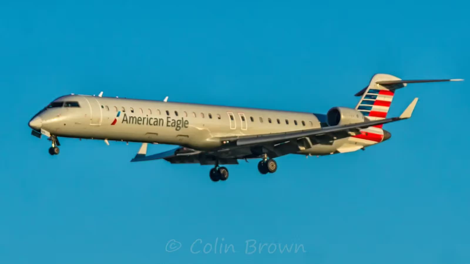 N919FJ — Bombardier