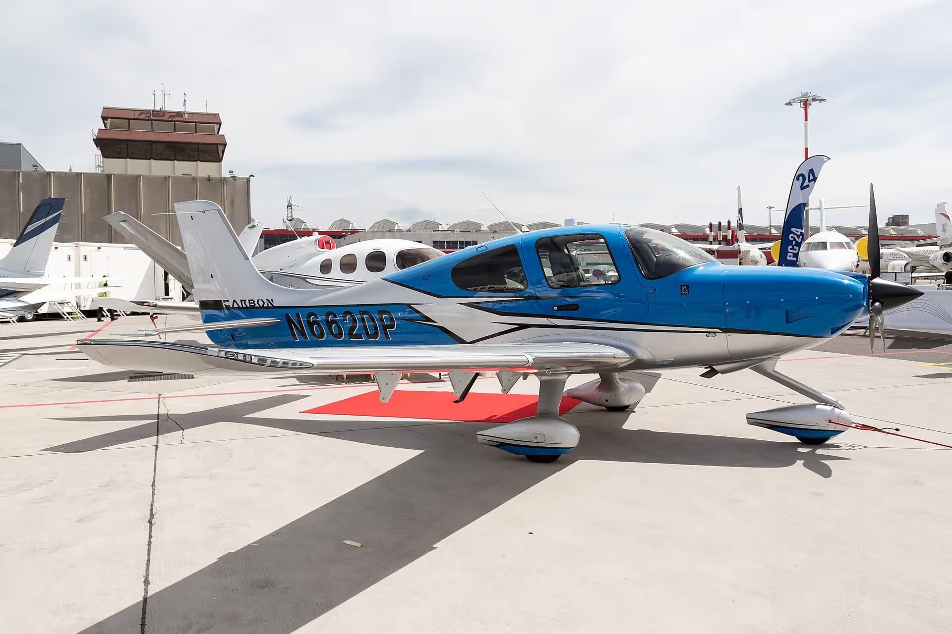N662DP — Cirrus