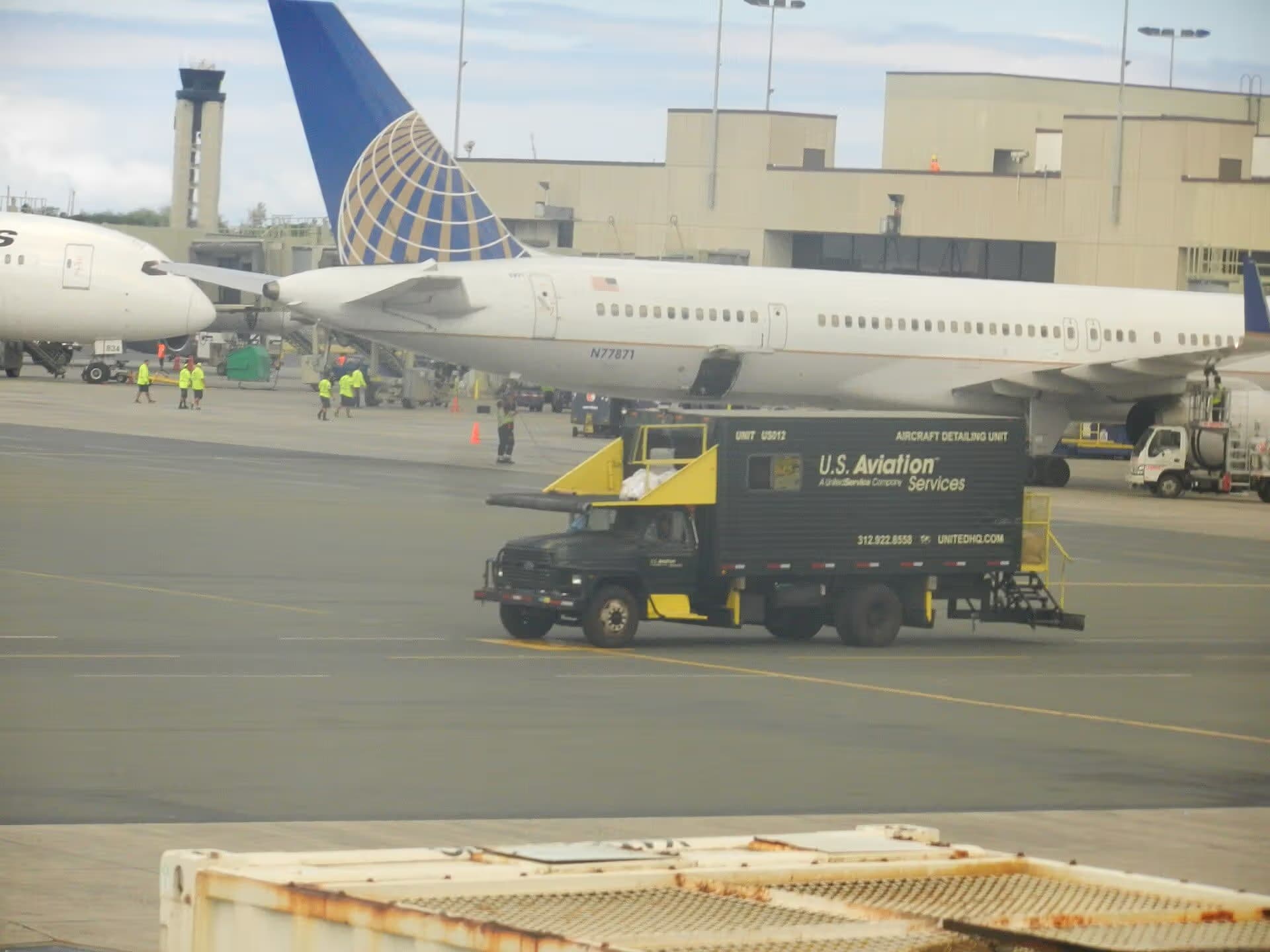 N77871 — Boeing