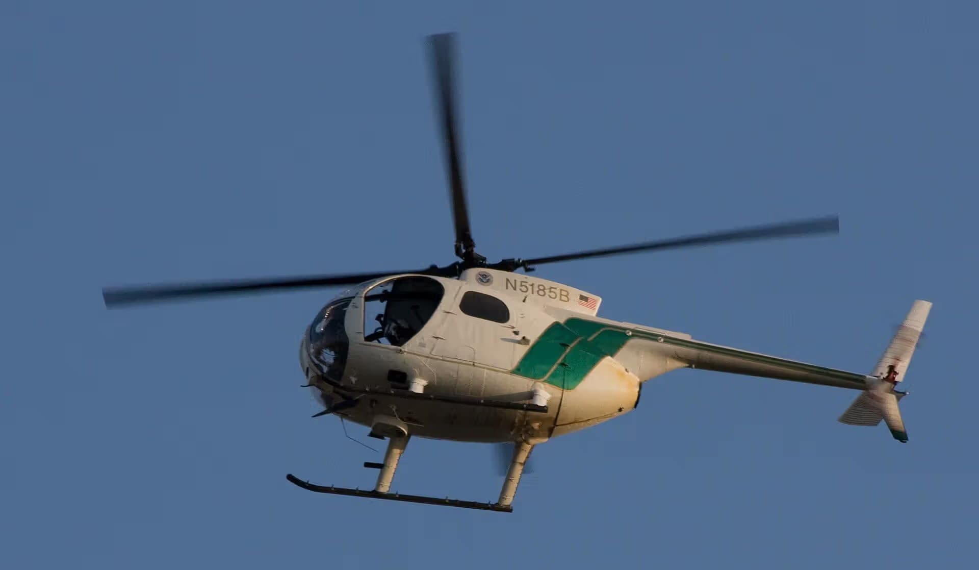 N5185B — Helicopter