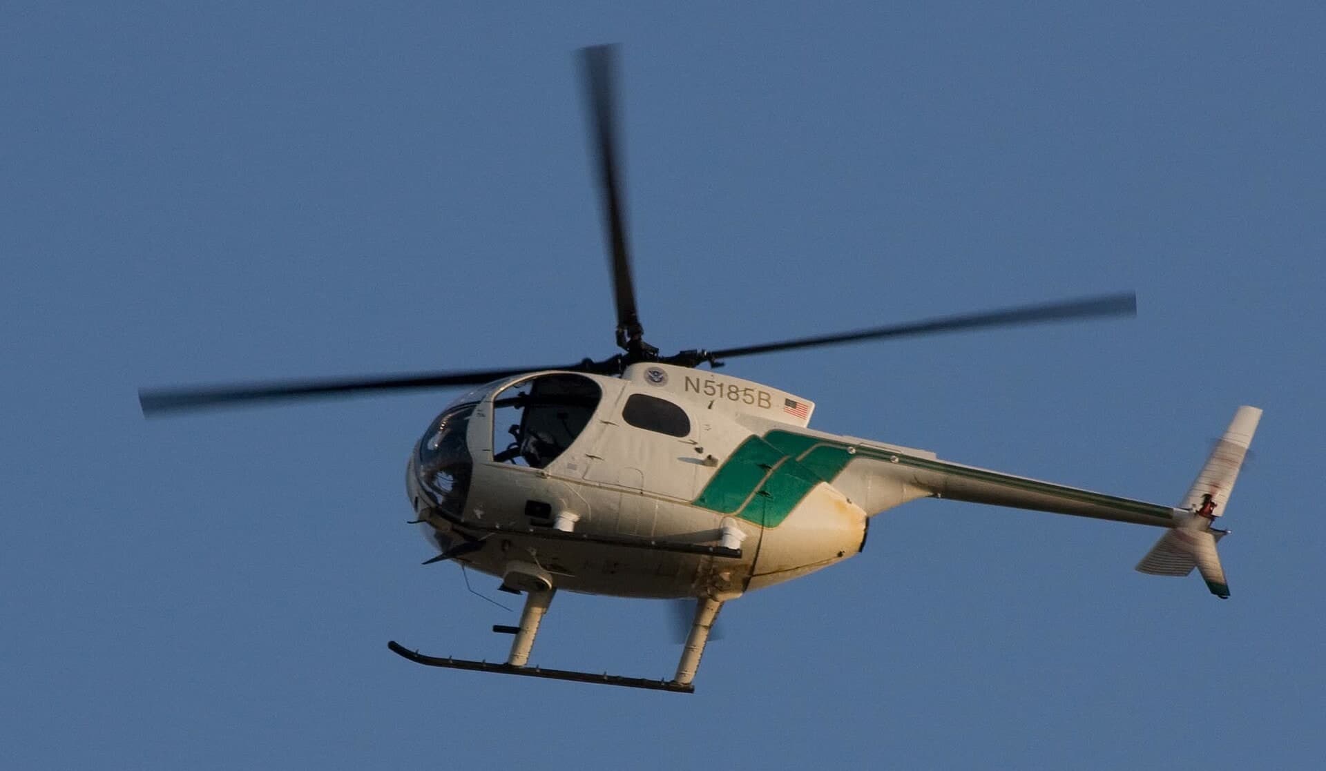 N5185B — Helicopter