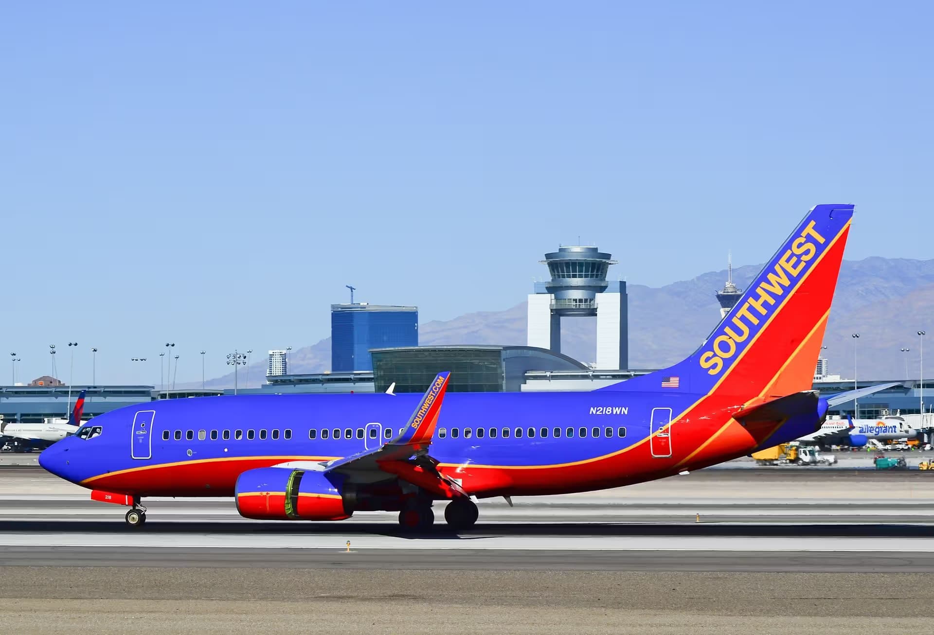 N218WN — Boeing