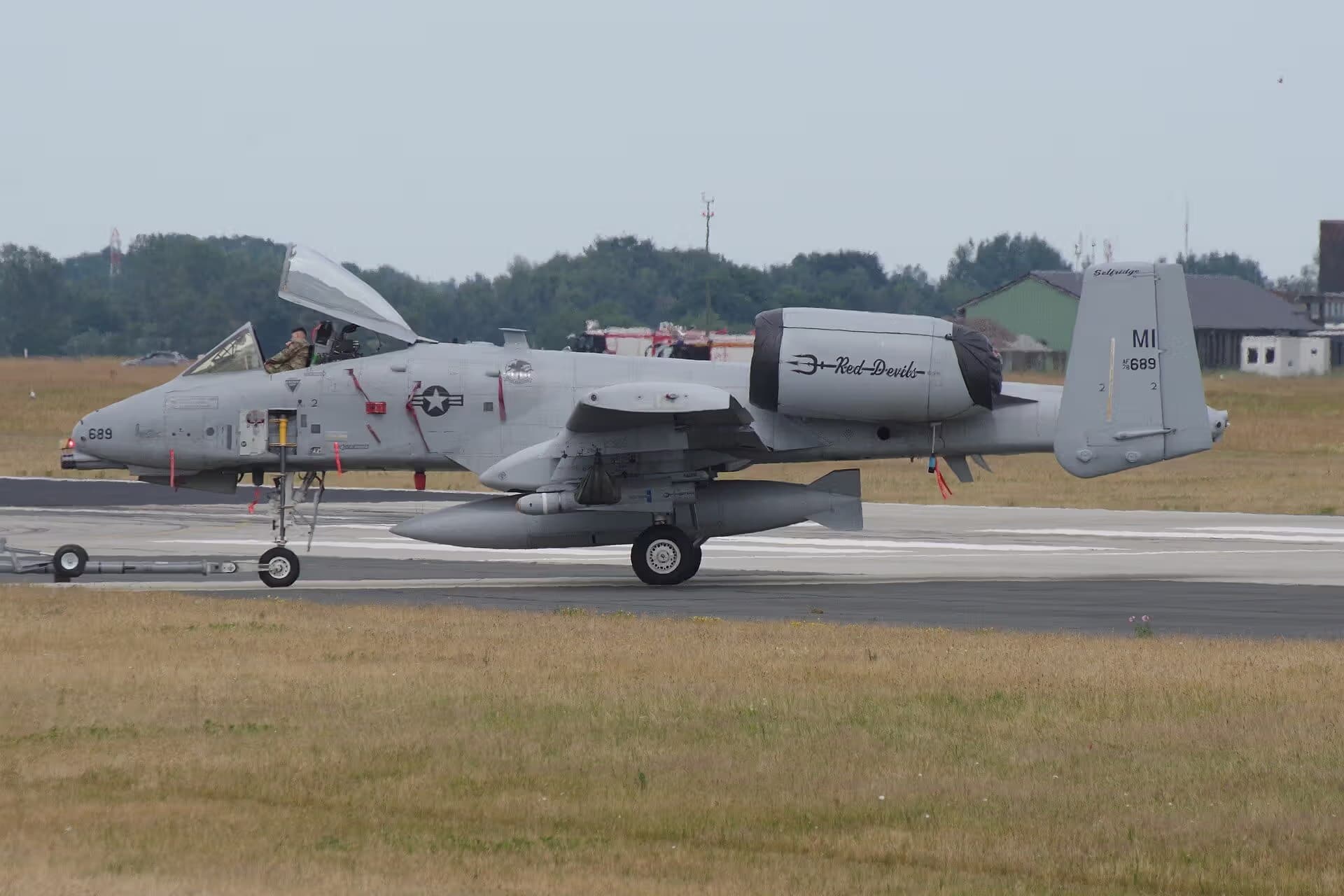 Unidentified — Aircraft