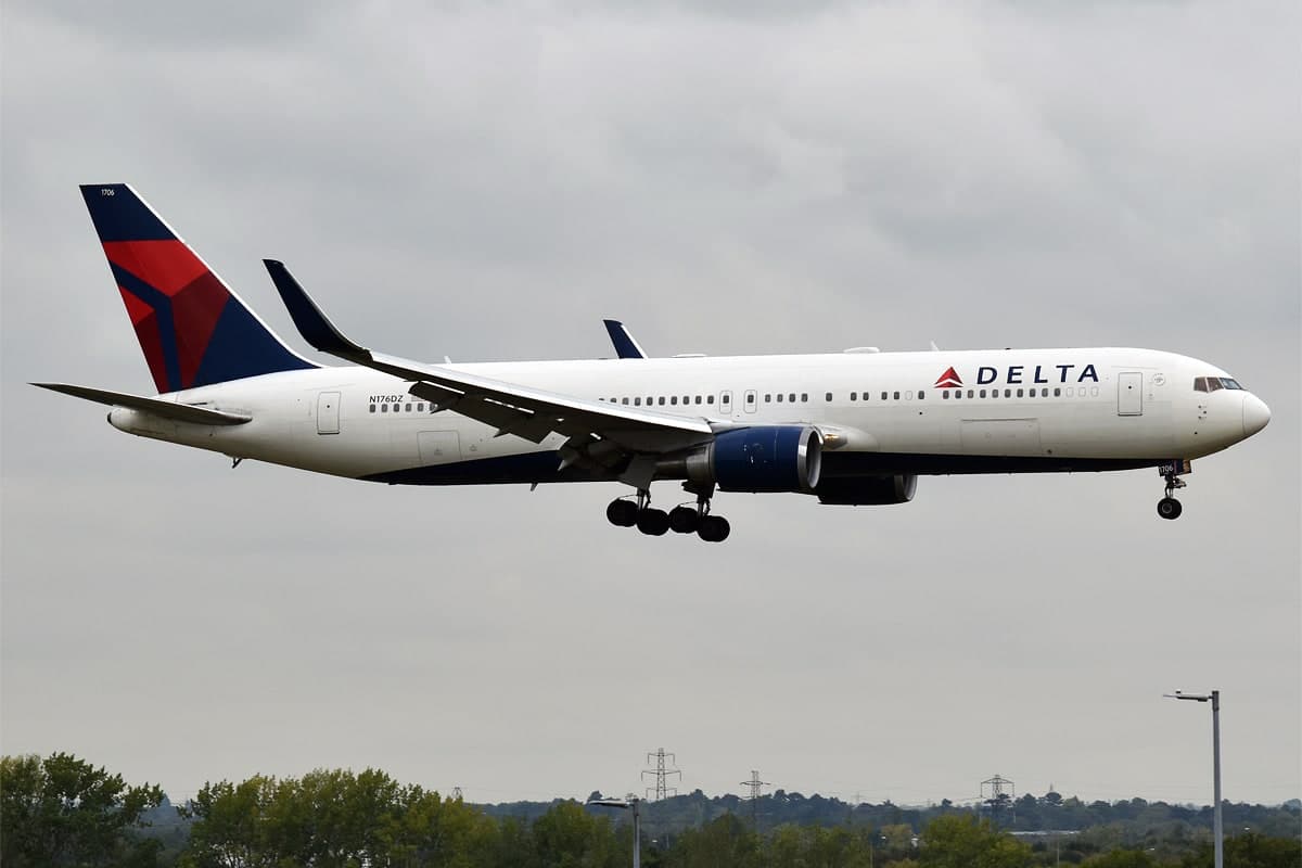 N176DZ — Boeing