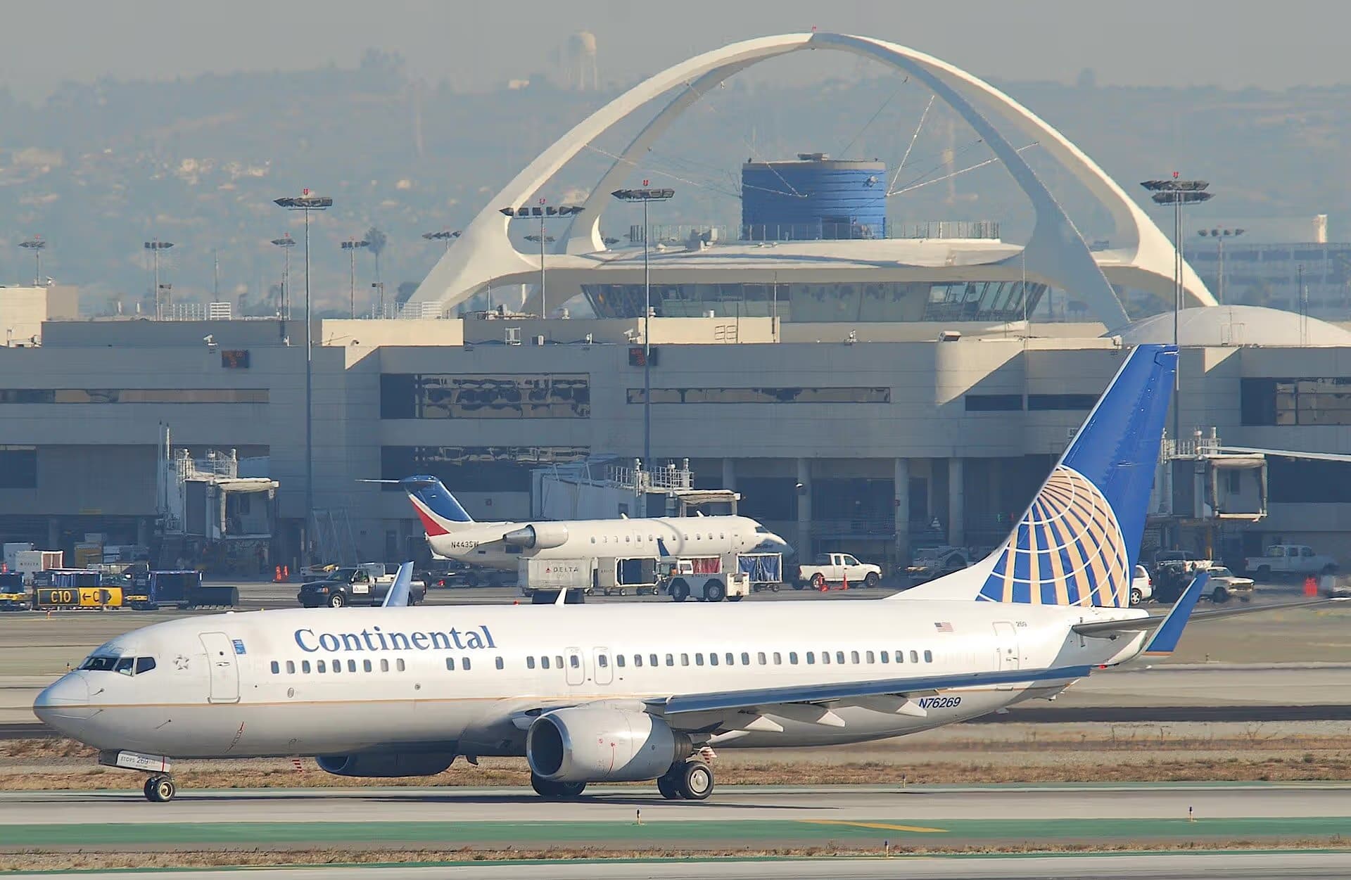 N76269 — Boeing