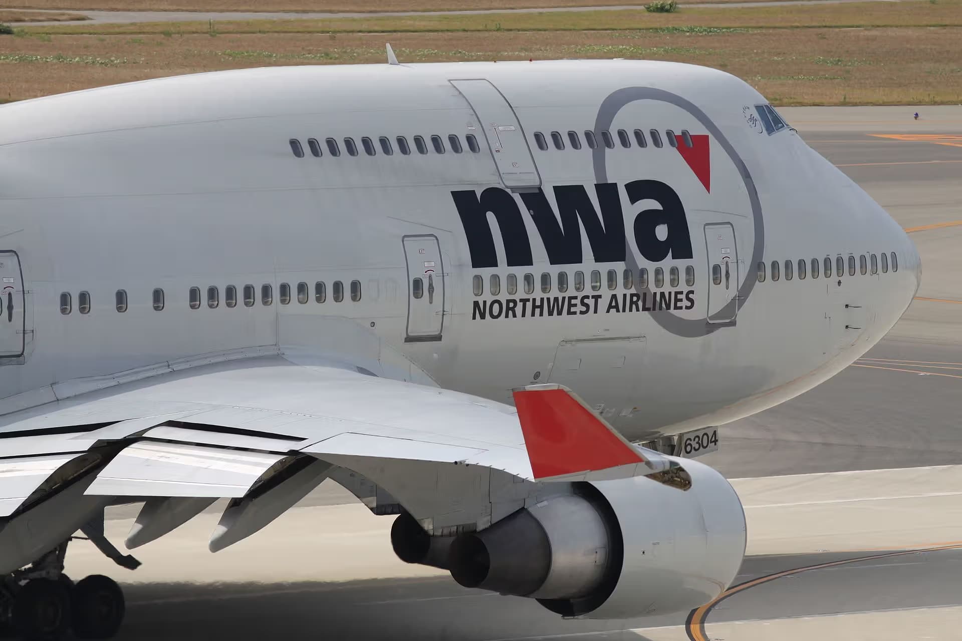 N664US — Boeing