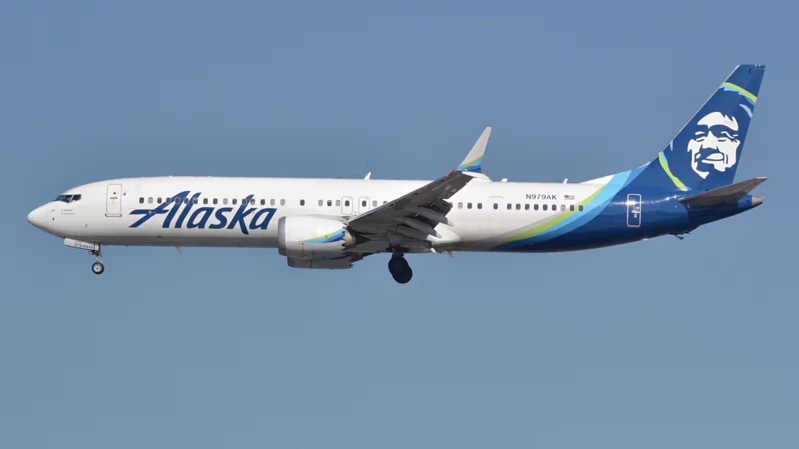 N979AK — Boeing