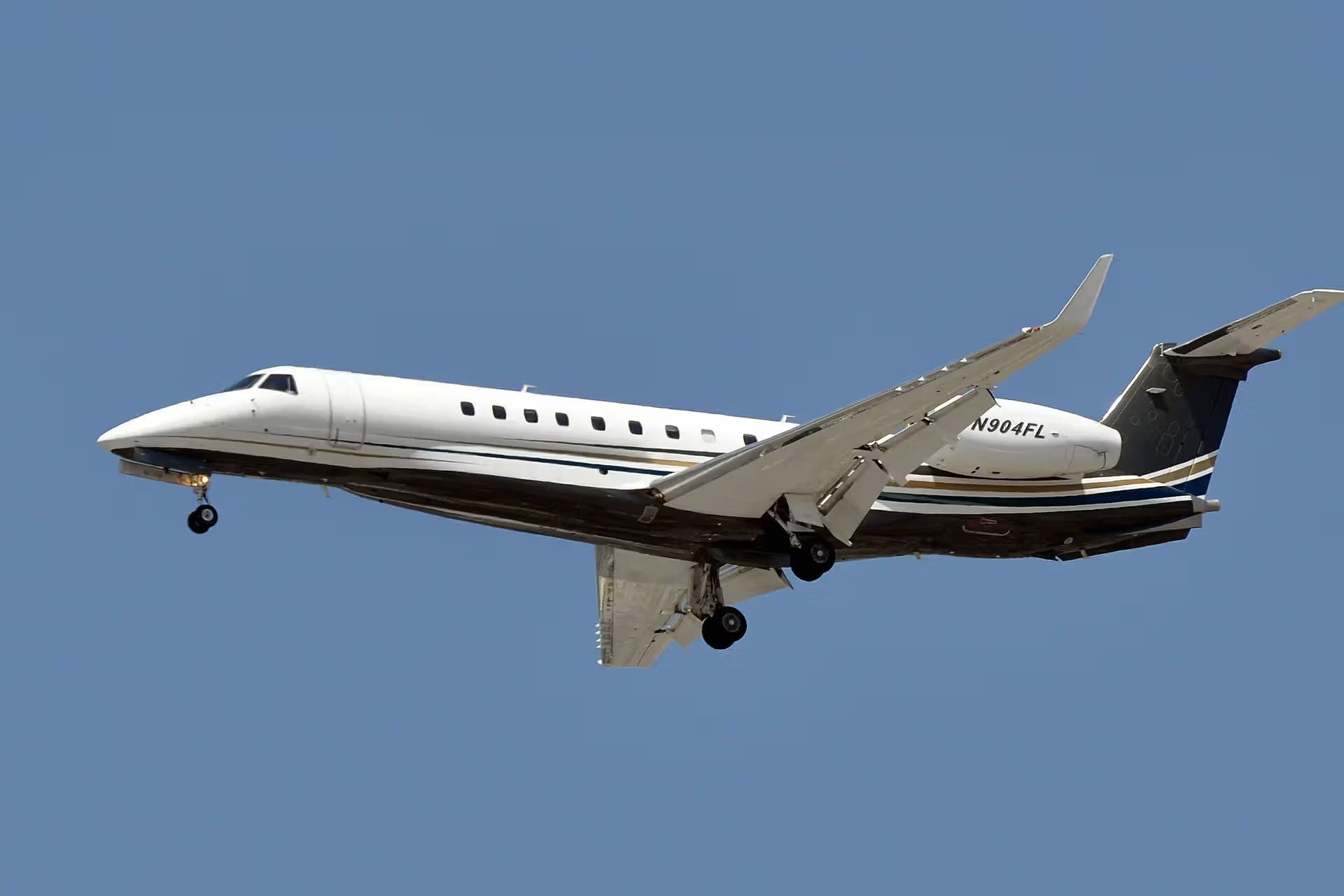 N904FL — Business jet