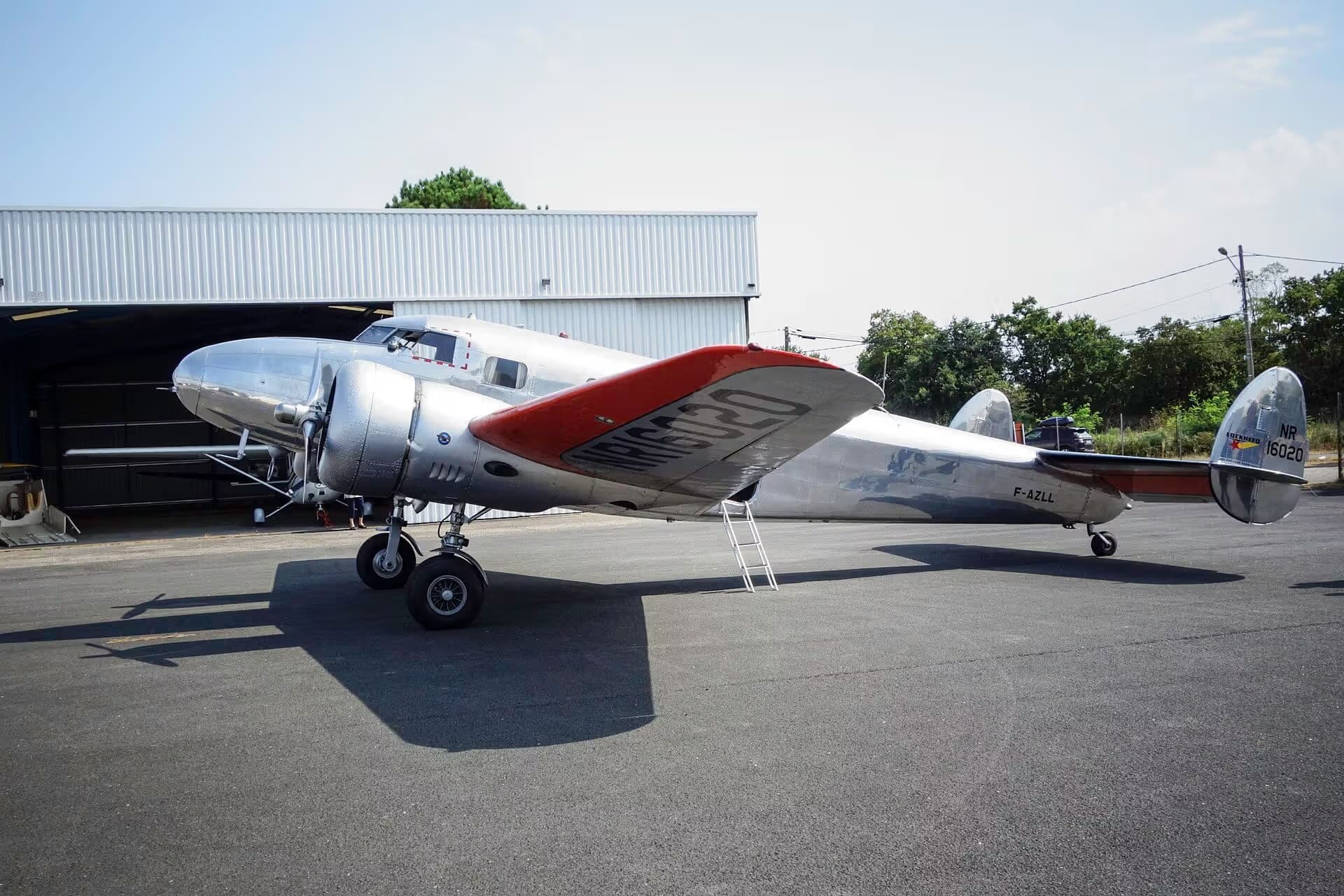 Unidentified — Aircraft