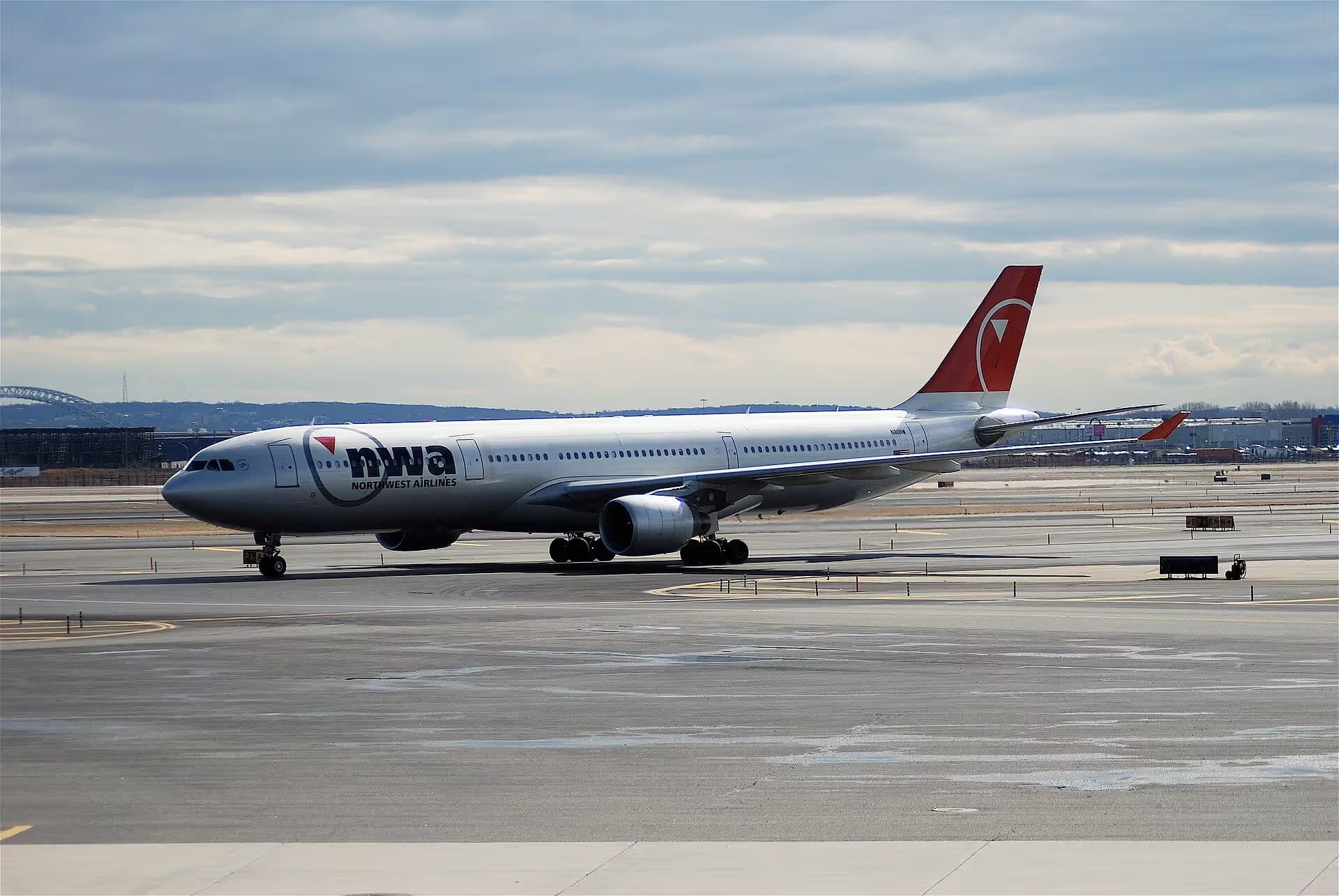N811NW — Airbus