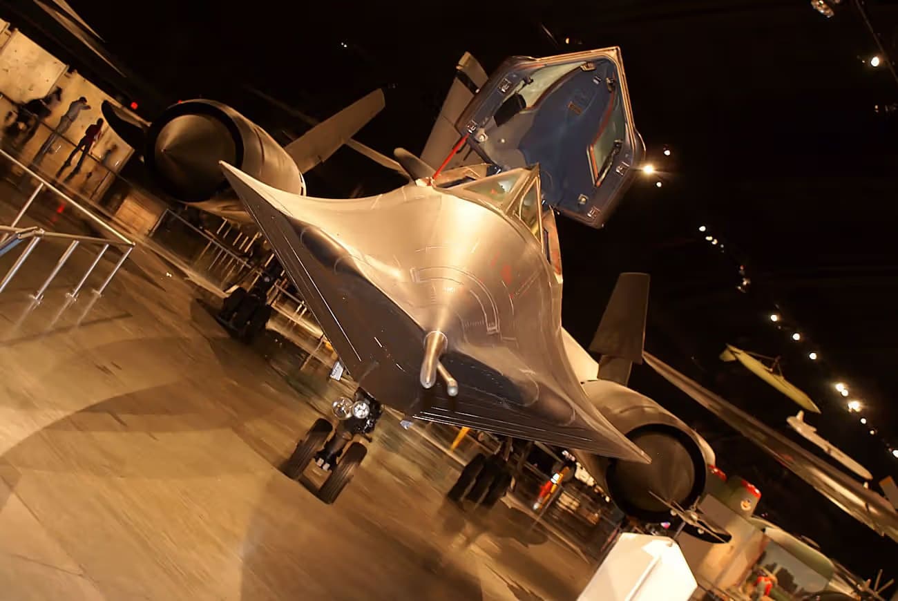 Unidentified — Lockheed