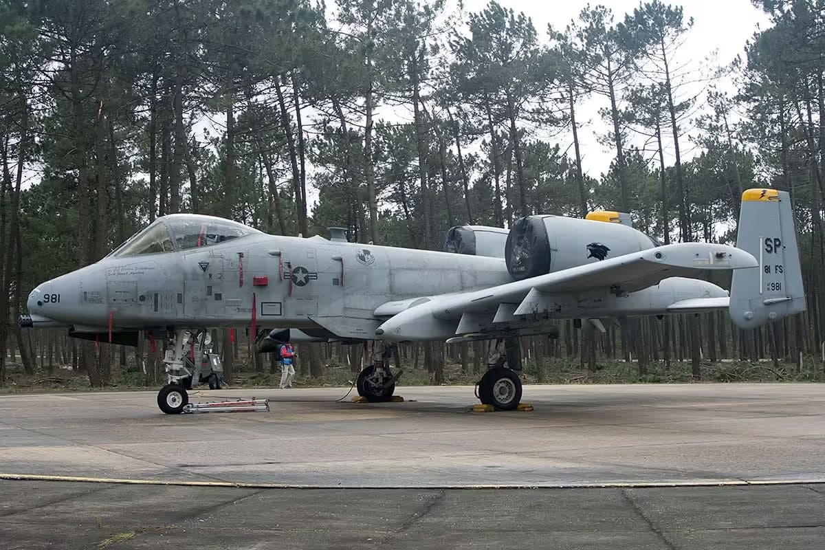 Unidentified — Aircraft