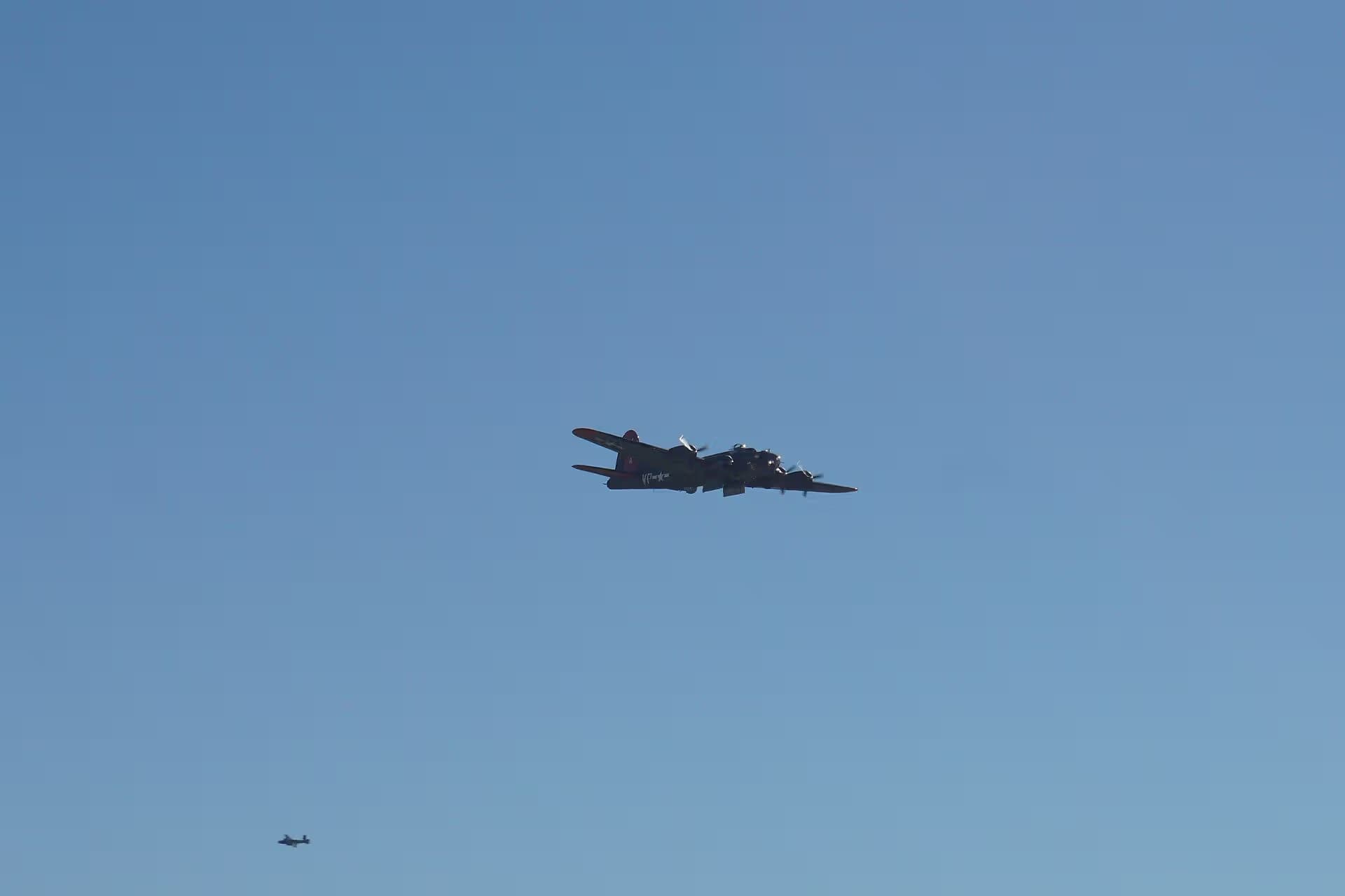 Unidentified — Warbird