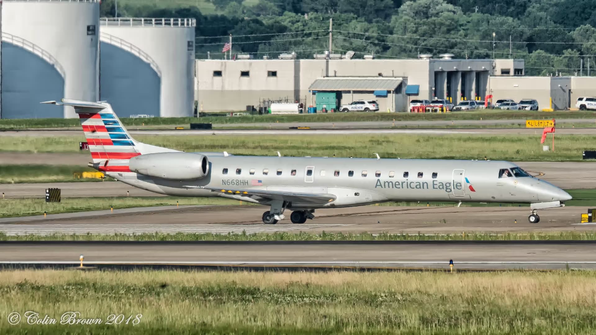 N668HH — Embraer