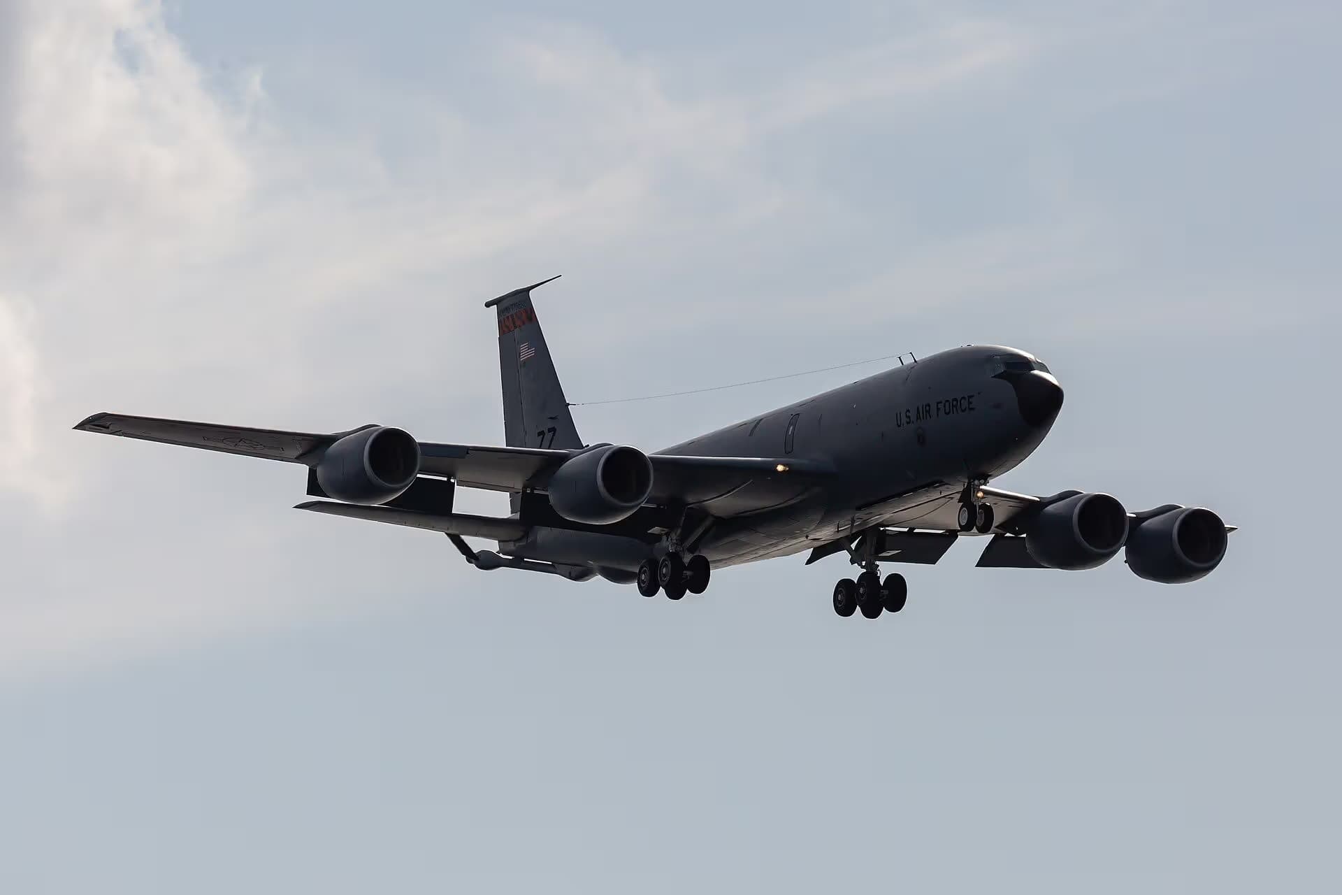 Unidentified — Aircraft