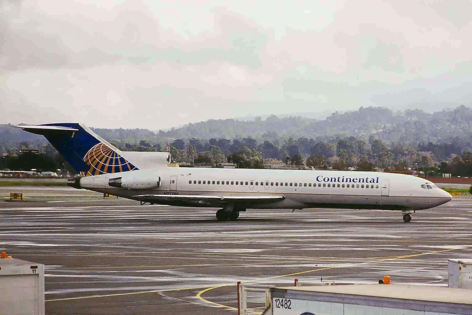 N77780 — Boeing