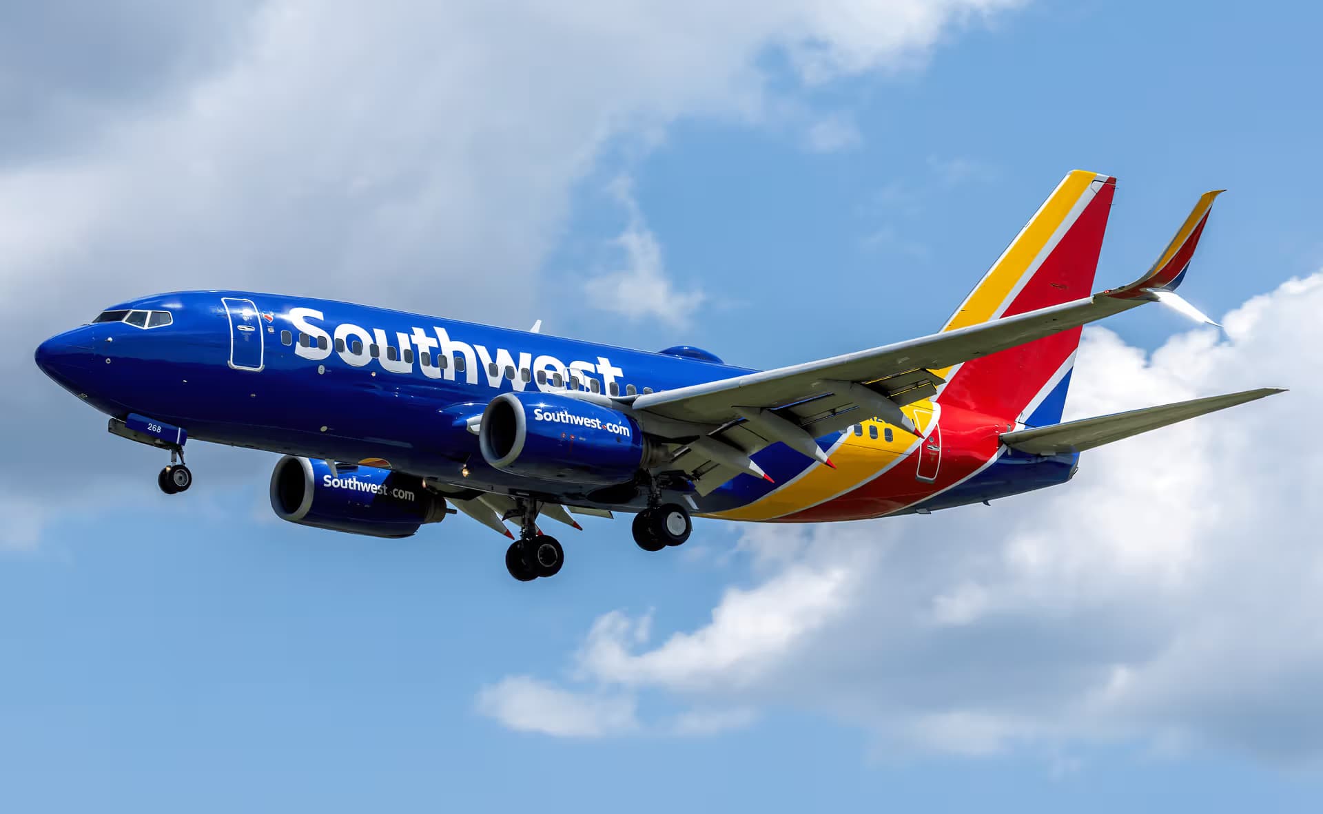 N268WN — Boeing