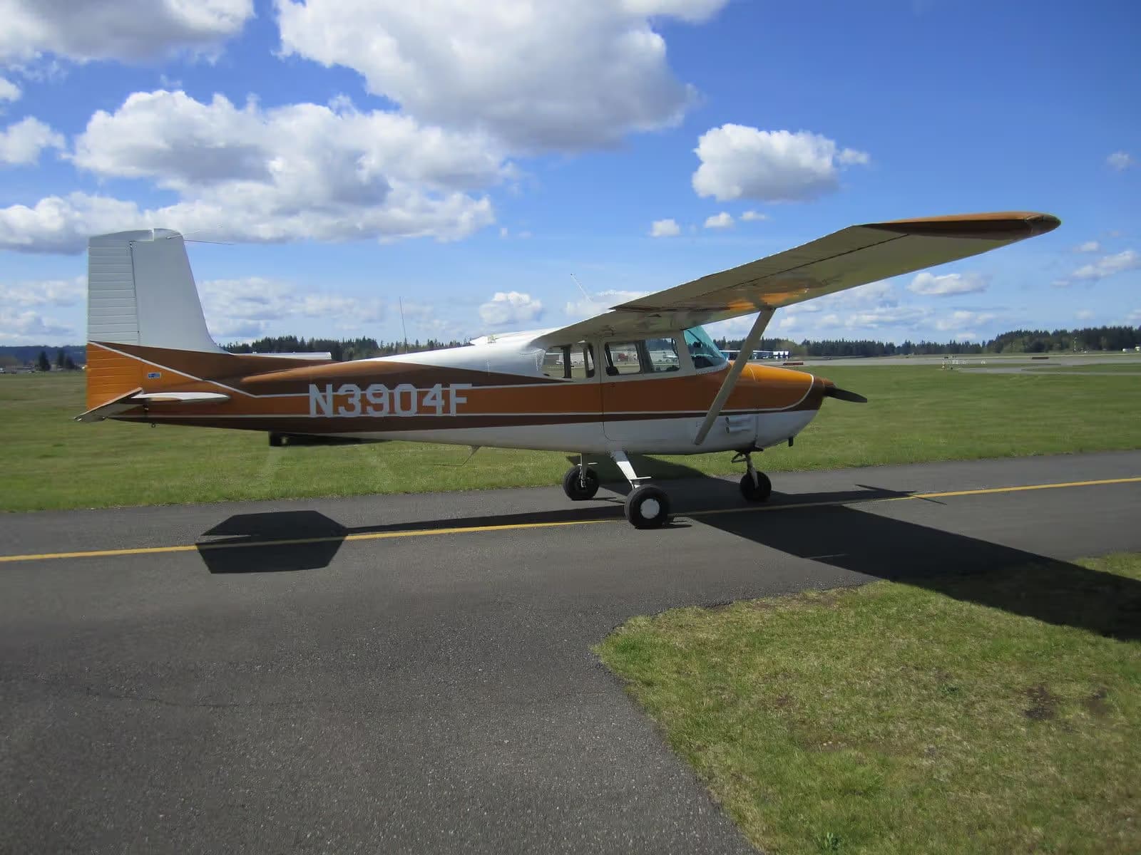 N3904F — Cessna
