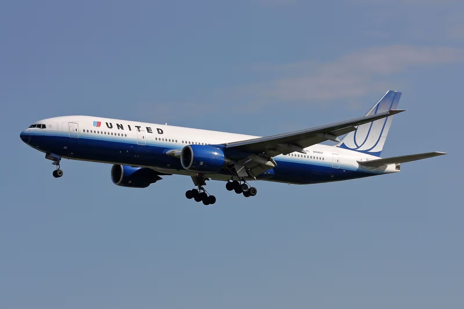 N768UA — Boeing