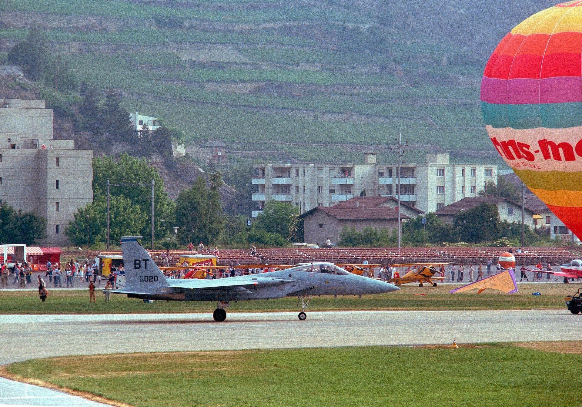 Unidentified — Aircraft